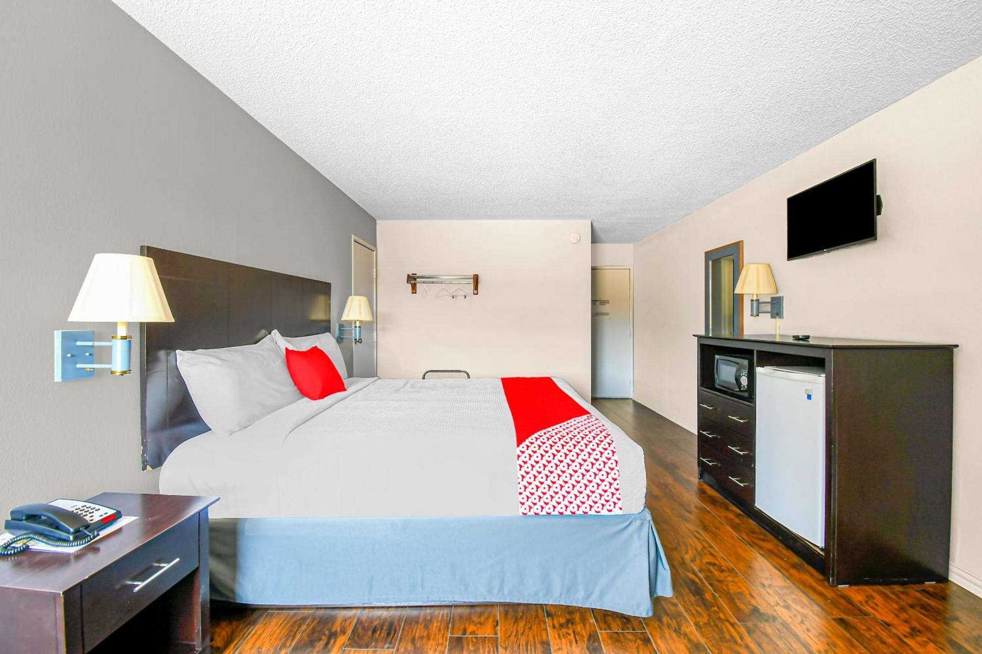 Oyo Hotel Irving Dfw Airport South Zewnętrze zdjęcie