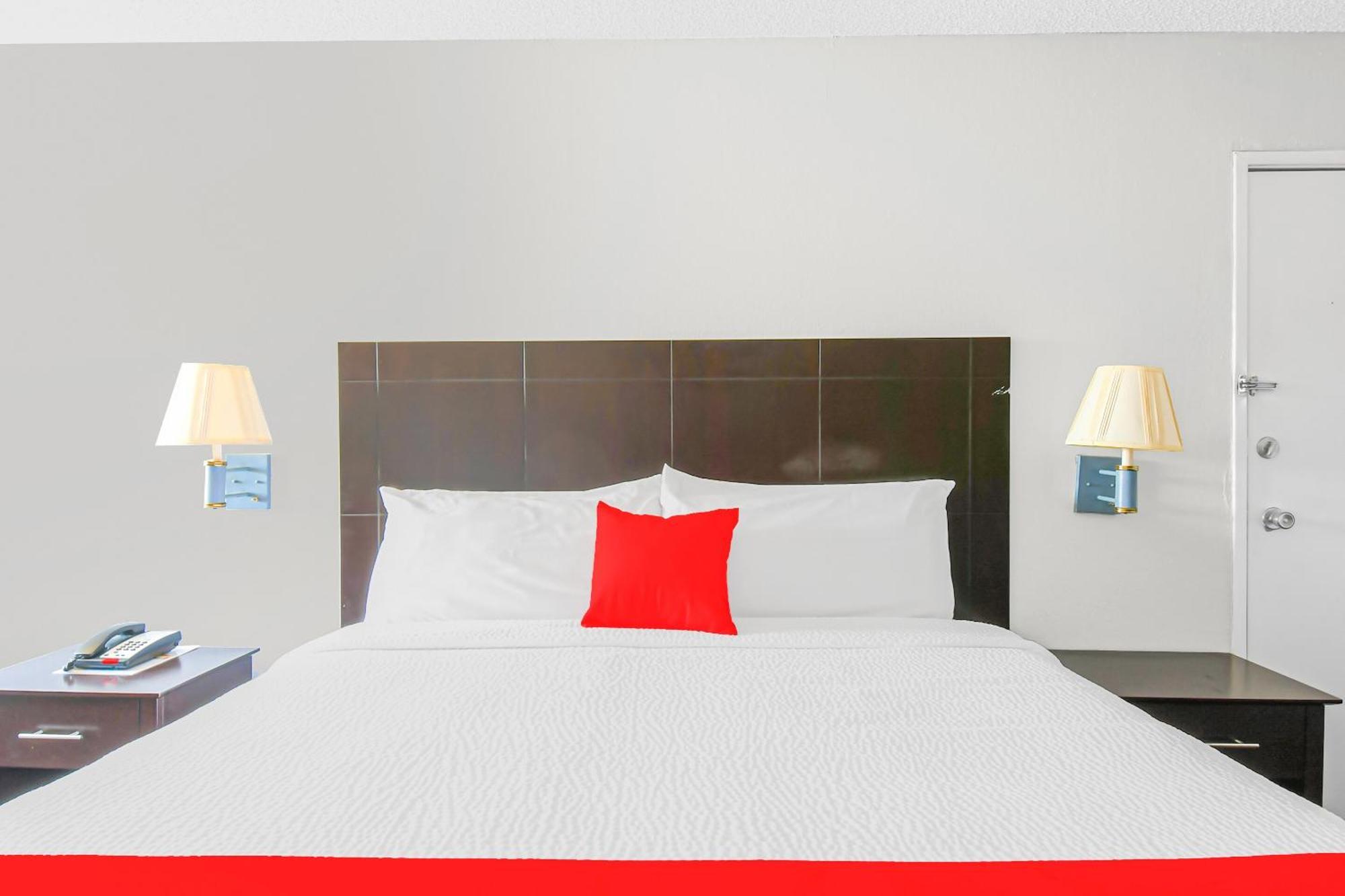 Oyo Hotel Irving Dfw Airport South Zewnętrze zdjęcie
