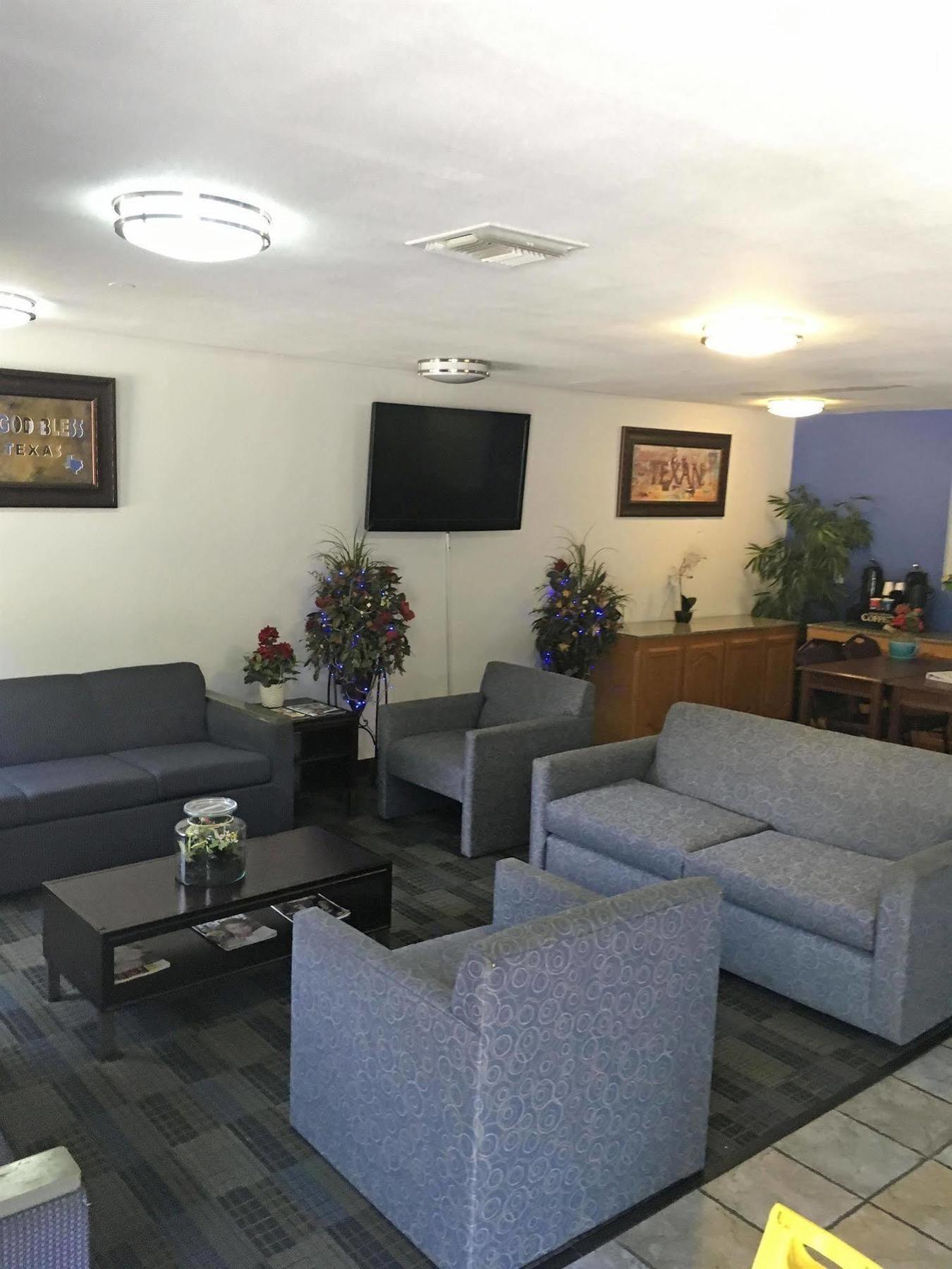Oyo Hotel Irving Dfw Airport South Zewnętrze zdjęcie