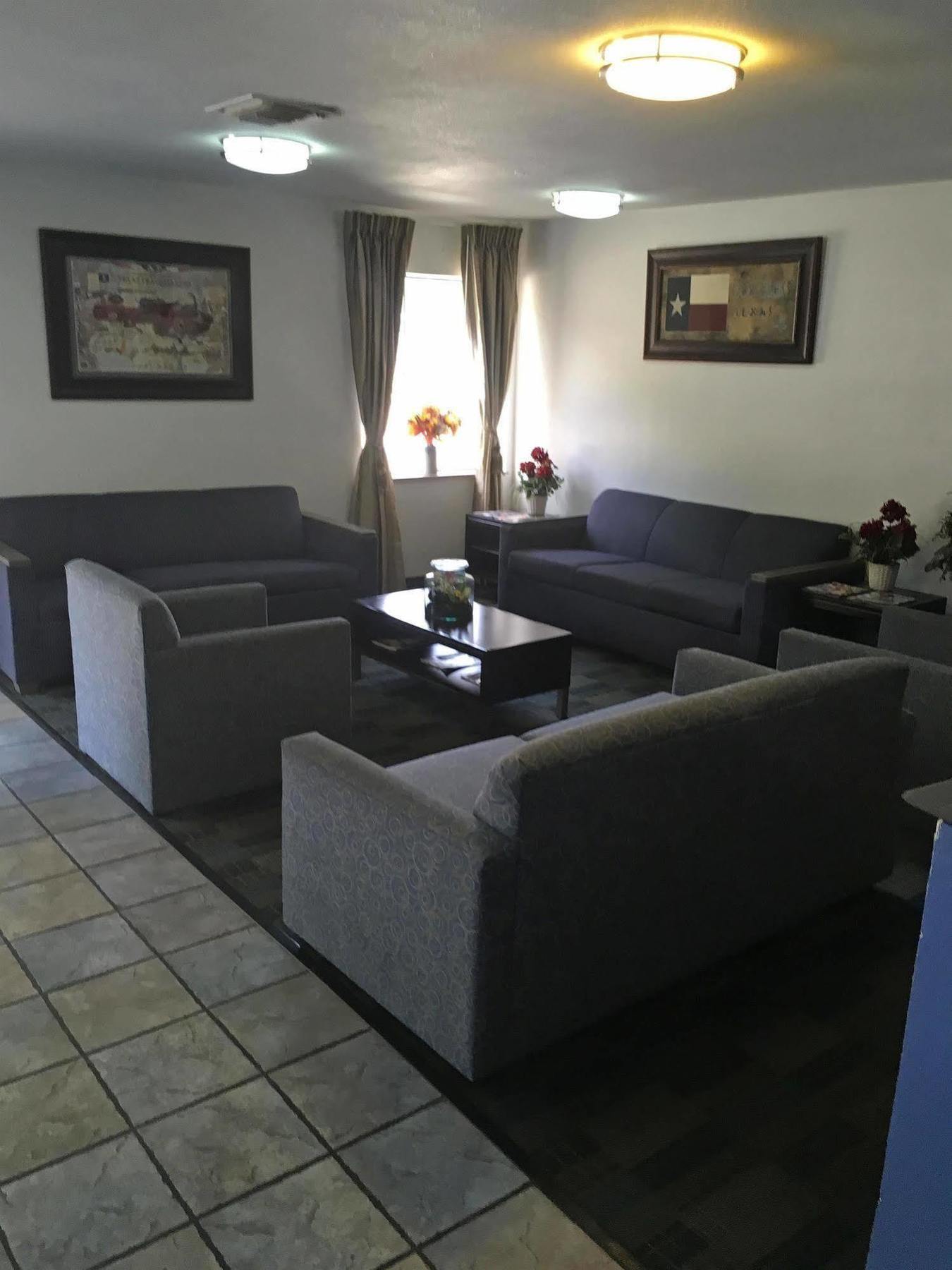 Oyo Hotel Irving Dfw Airport South Zewnętrze zdjęcie